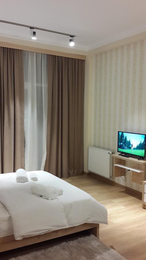 Happy Stay Hotel 쿠타이시 외부 사진